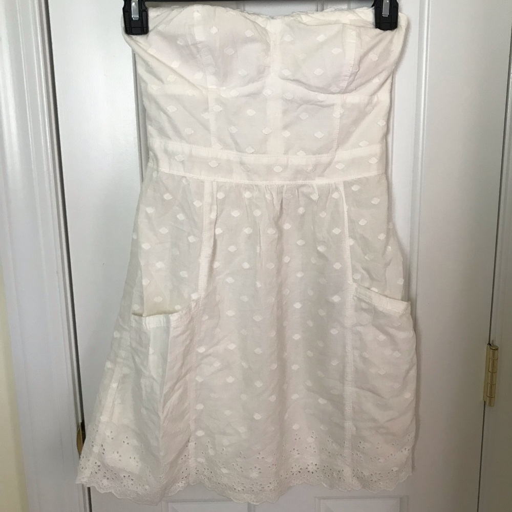 White American eagle strapless dress with pockets